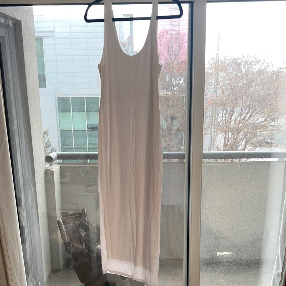Fashion Nova Sleek White Top - Picture 5 of 5